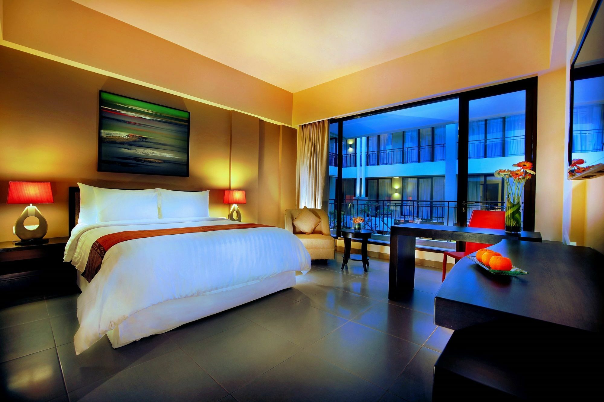 100 Sunset Kuta Hotel & Ballroom Exterior foto